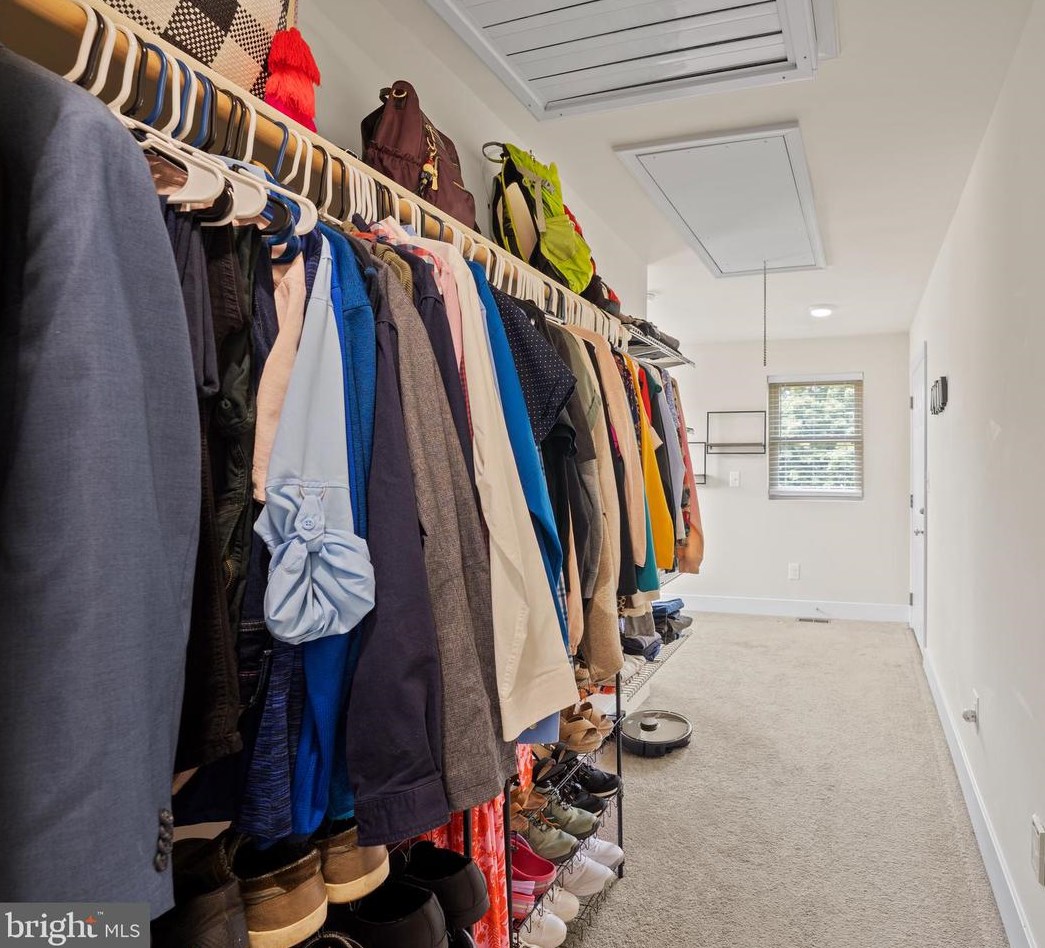 902 Hillcrest Rd, Baltimore MD  21076-1504 exterior