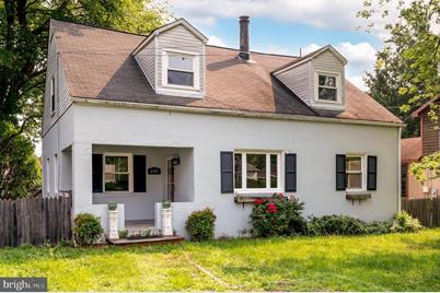 1605 Oriole Road - Photo 1