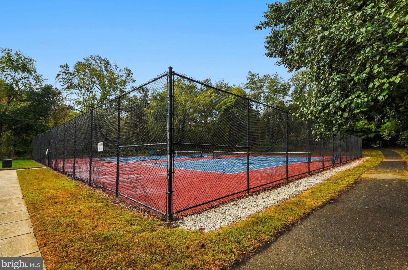 2315 Putnam Ln, Crofton MD  21114-1647 exterior