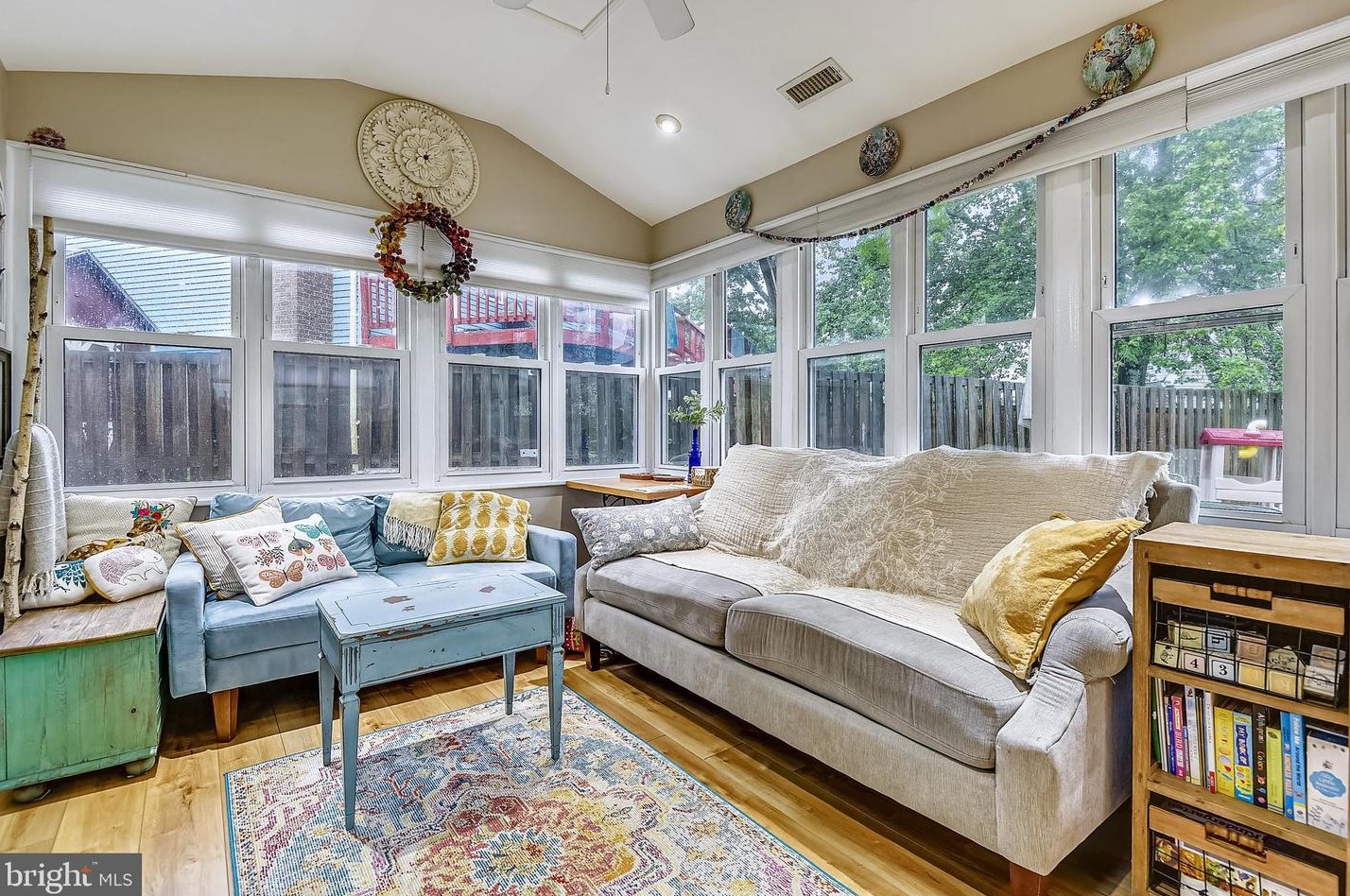 924 Truro Ln, Crofton MD  21114-1204 exterior