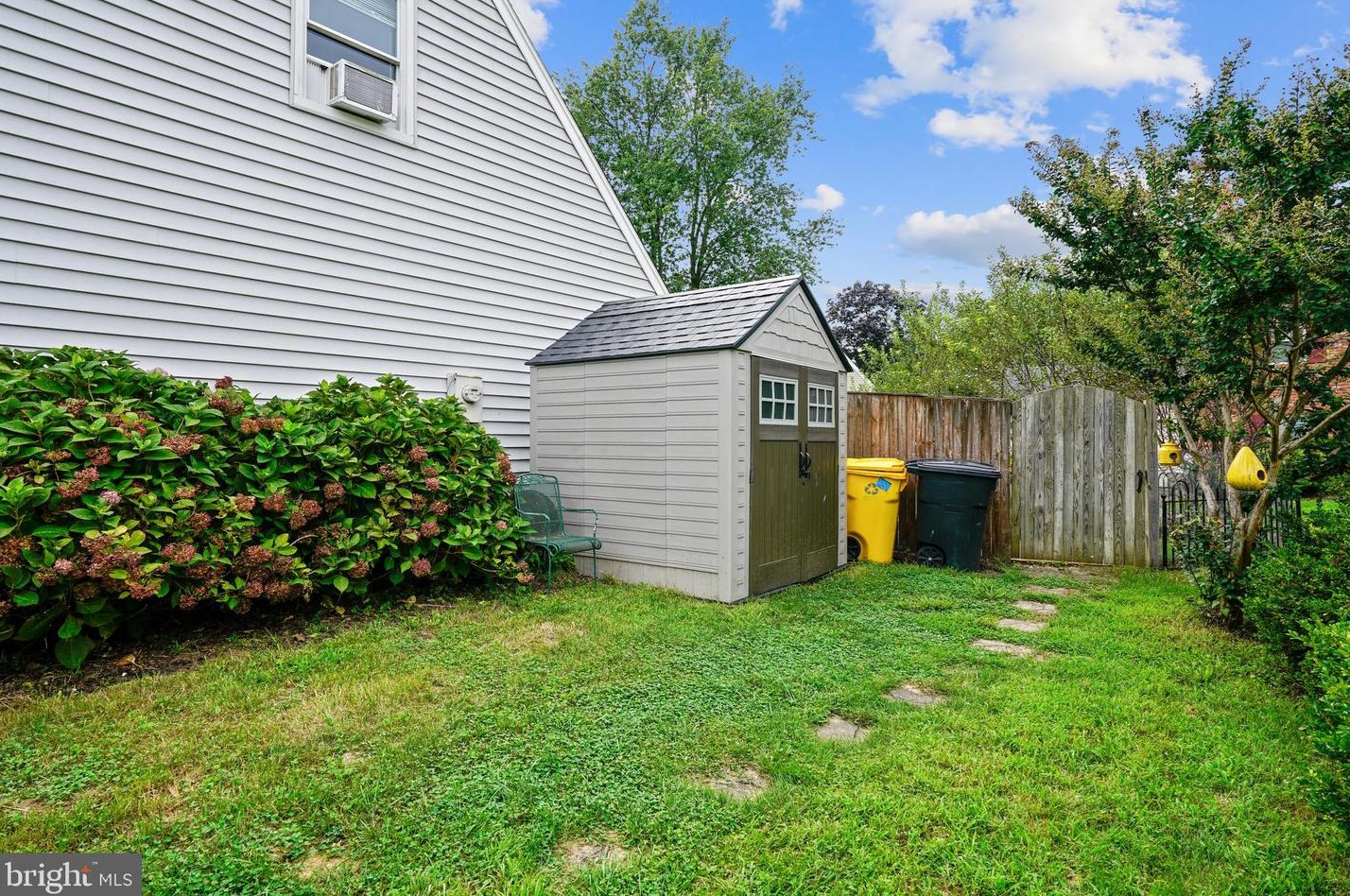 924 Truro Ln, Crofton MD  21114-1204 exterior