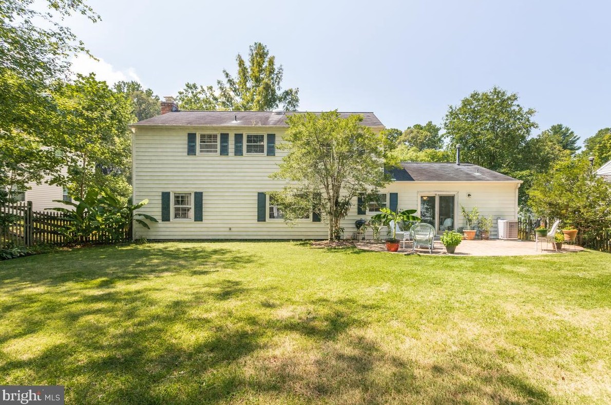 1724 Truro Rd, Crofton MD  21114-2520 exterior