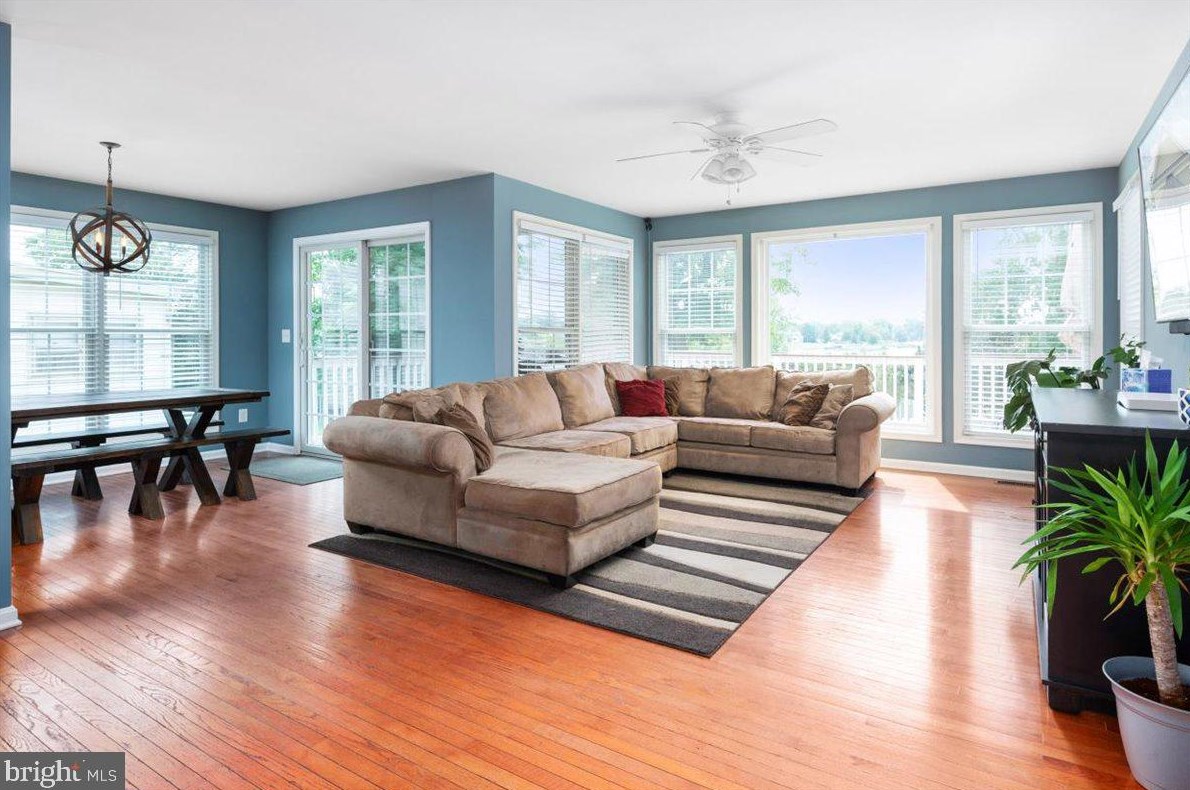 8223 Box Dr, Baltimore MD exterior