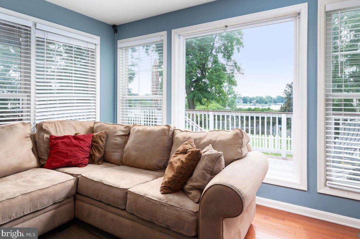 8223 Box Dr, Baltimore MD exterior