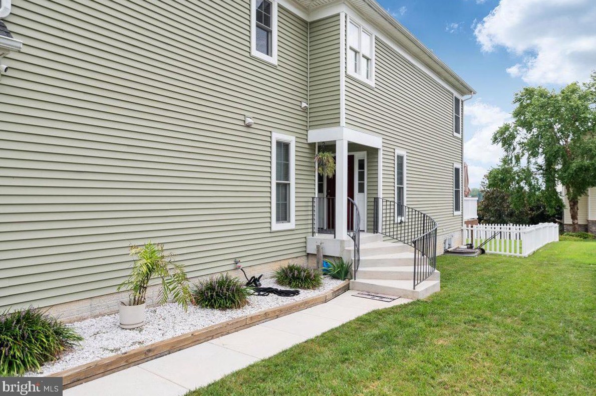 8223 Box Dr, Baltimore MD exterior