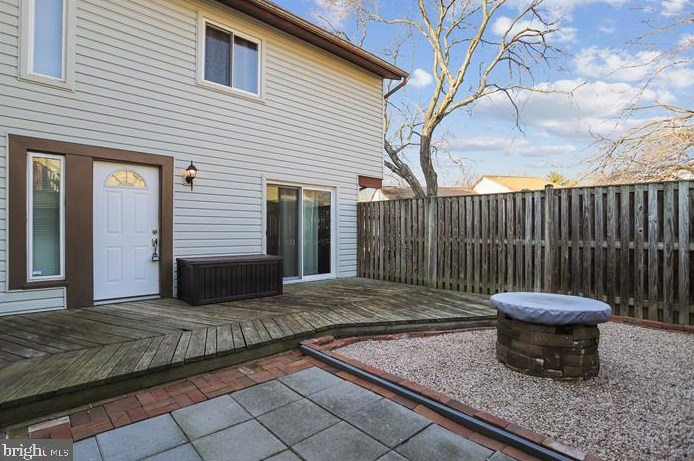 1910 Everglade Ct, Crofton MD  21114-1700 exterior