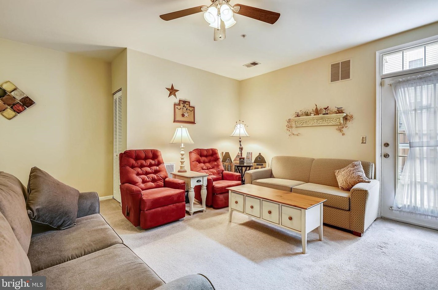 1917 Pawlet Dr, Crofton MD 21114-1687 exterior