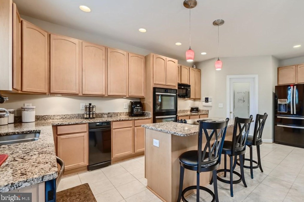 7877 Wb And A Rd, Severn MD  21144-1918 exterior