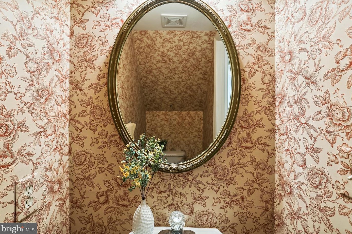 2226 Montauk Dr, Crofton MD 21114-3241 exterior