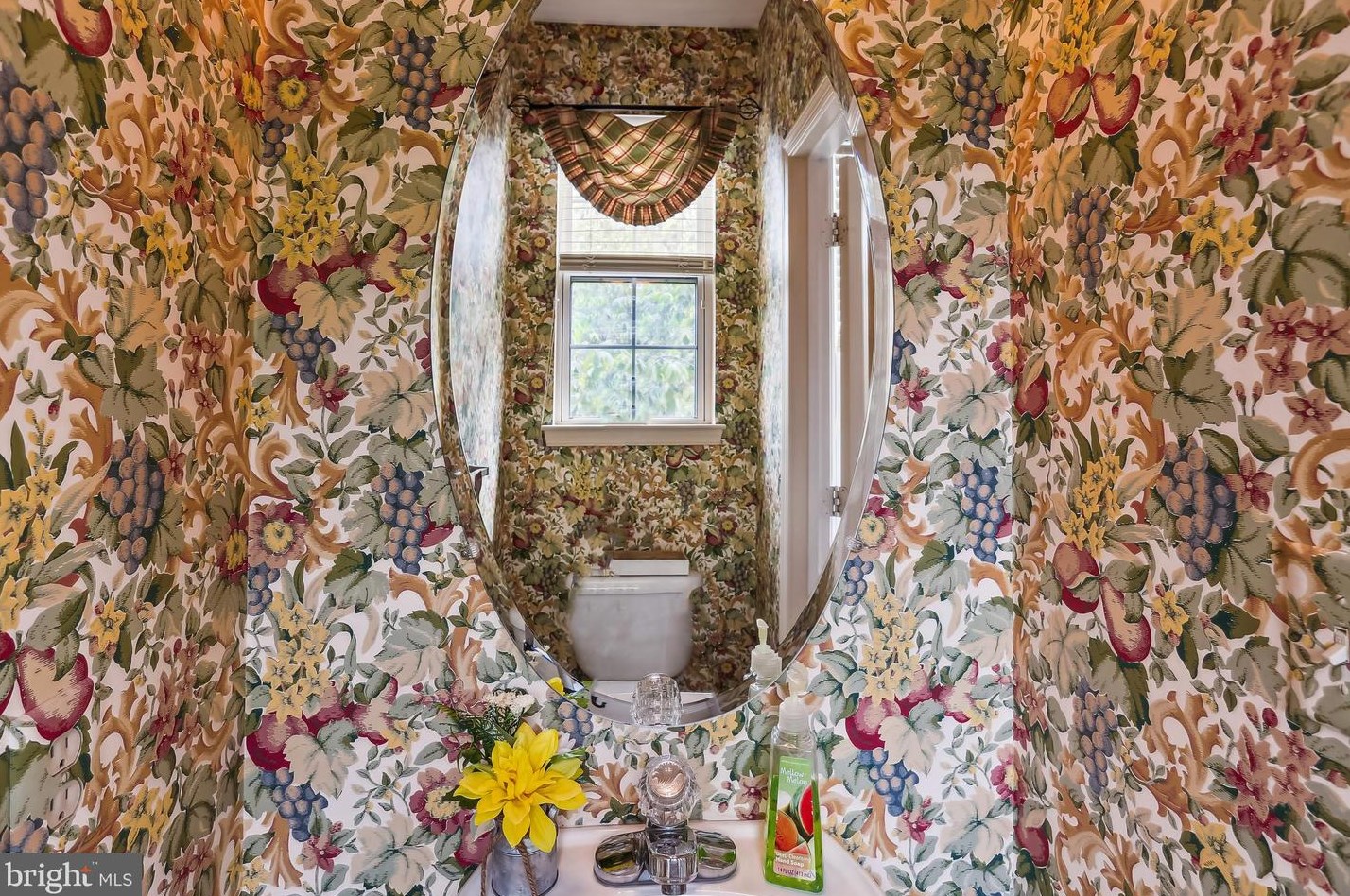 2226 Montauk Dr, Crofton MD 21114-3241 exterior