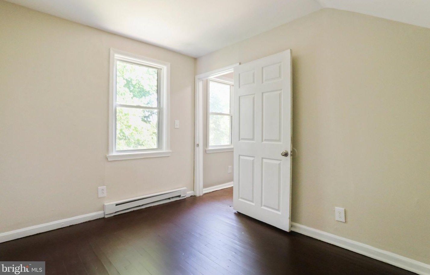 118 Franklin Ave, Baltimore MD  21225-2825 exterior
