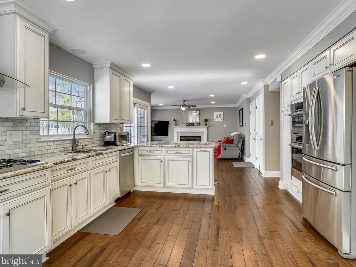 2718 Bains Ct, Crofton MD 21114-3153 exterior