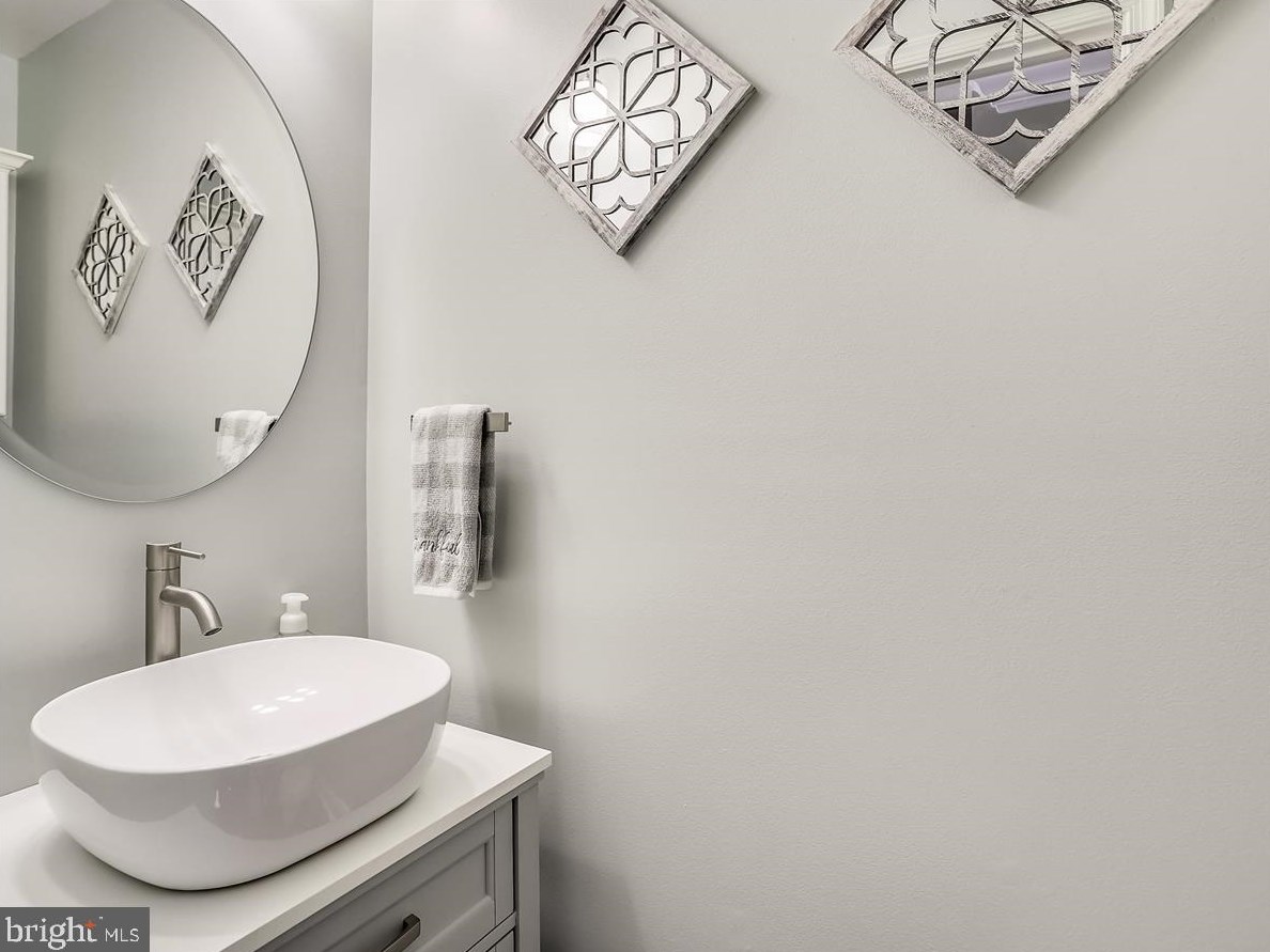 2718 Bains Ct, Crofton MD 21114-3153 exterior