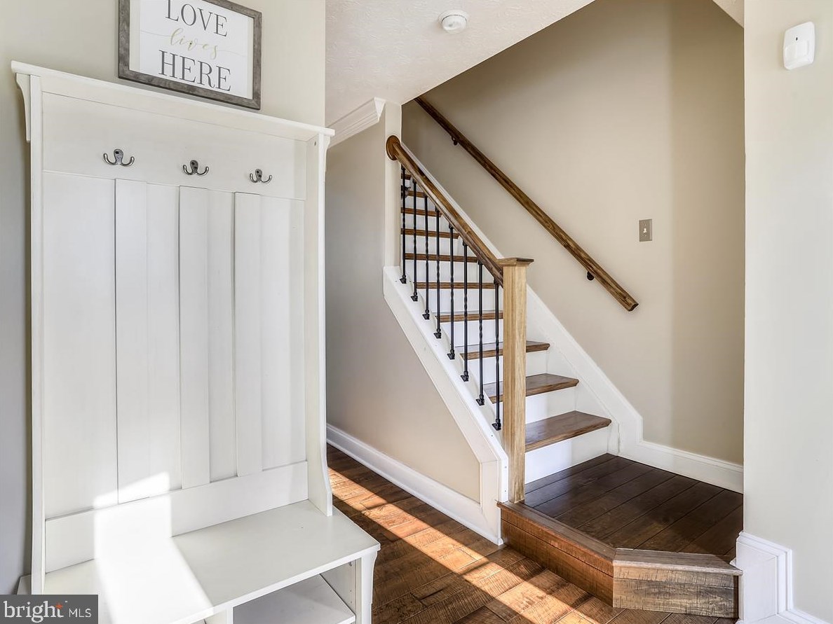 2718 Bains Ct, Crofton MD 21114-3153 exterior