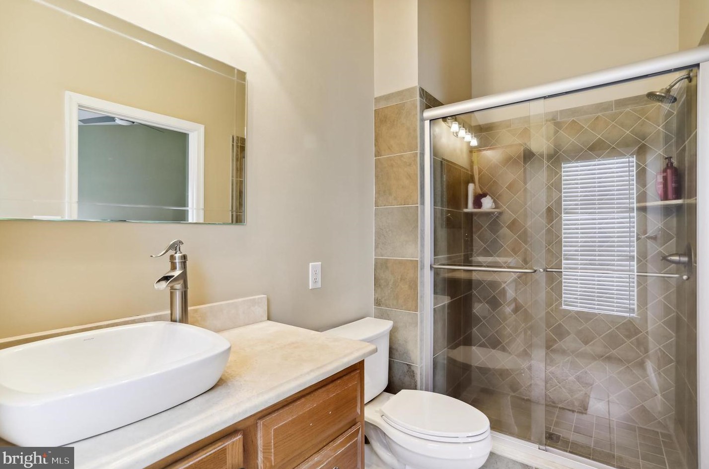 1514 Long Dr Ct, Crofton MD 21114-3206 exterior