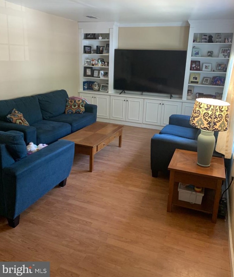 1715 Granite Ct, Crofton MD  21114-2411 exterior