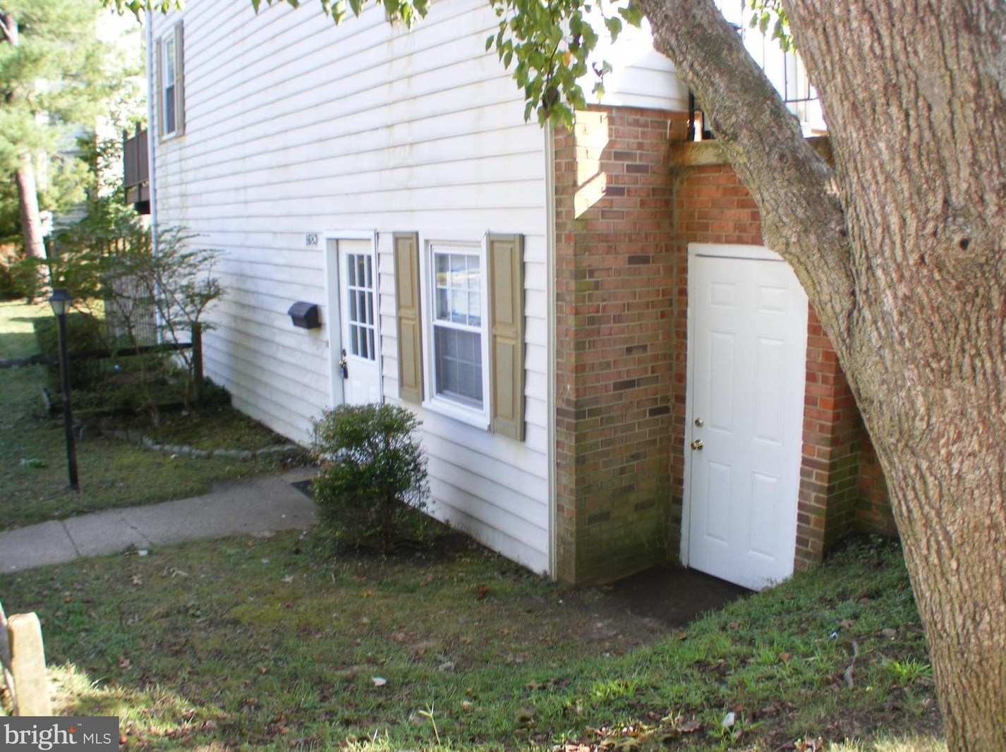 1683 Hart Ct, Crofton MD  21114-1613 exterior