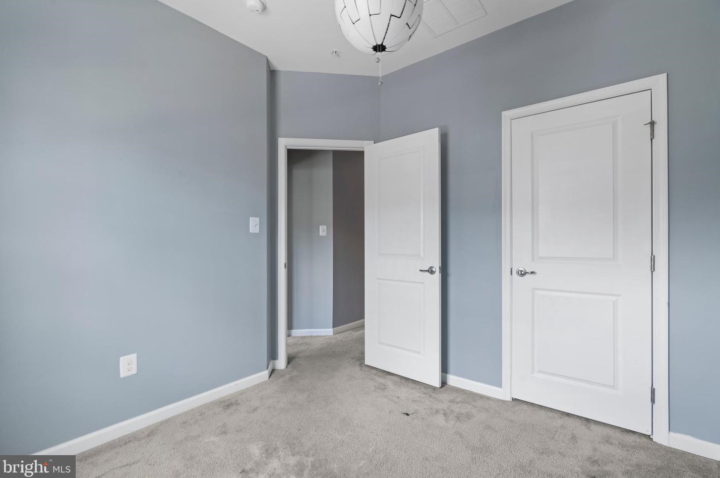 2719 Prospect Hill Dr, Baltimore MD  21076-1083 exterior