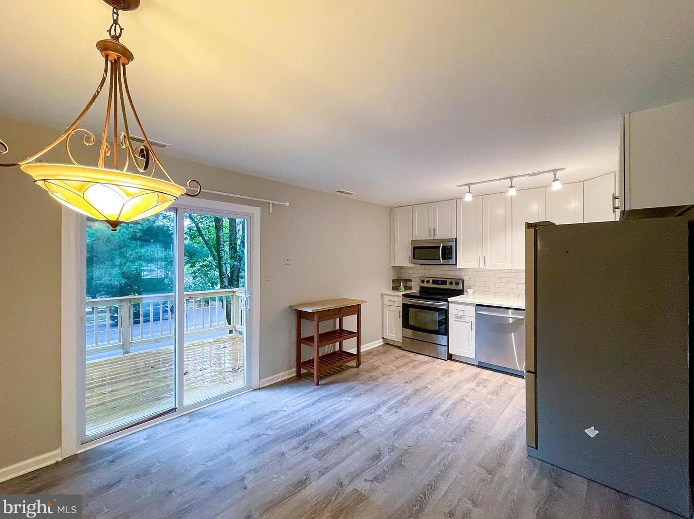 1537 Marlborough Ct, Crofton MD  21114-1109 exterior