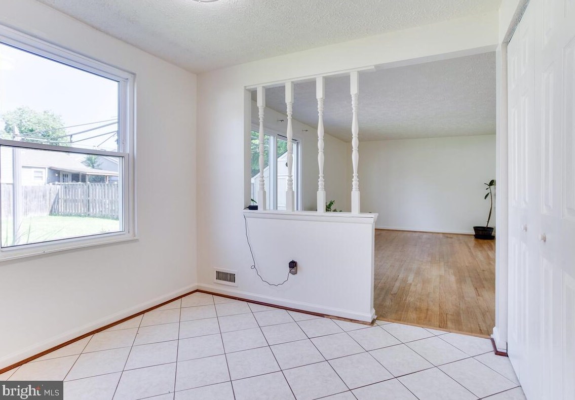 1446 Fairbanks Dr, Baltimore MD  21076-1622 exterior