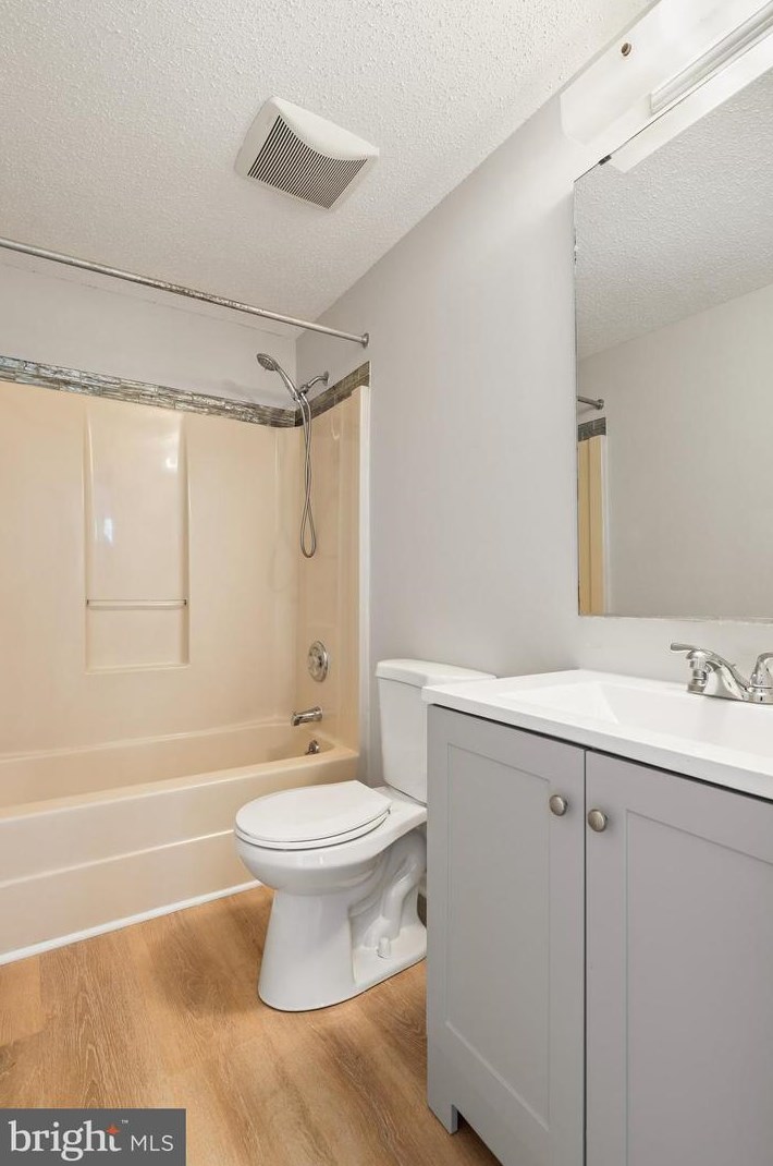 1740 Jacobs Mdw Dr, Severn MD 21144-3036 exterior