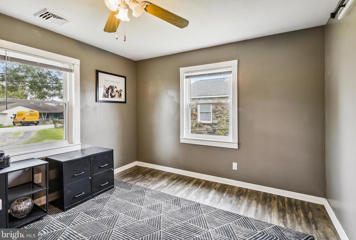 912 Hammonds Ln, Baltimore MD  21225-3337 exterior