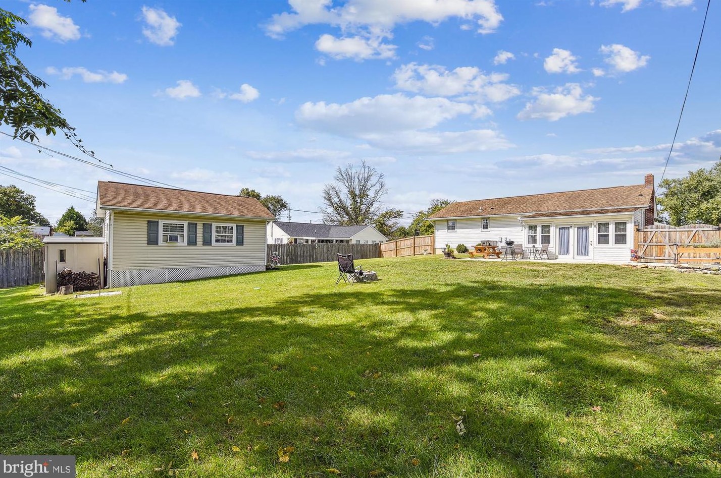 611 Brian St, Baltimore MD 21225-3806 exterior