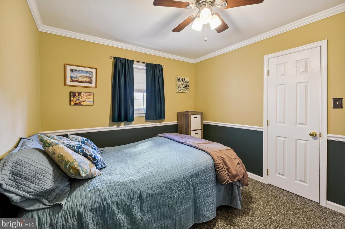 611 Brian St, Baltimore MD 21225-3806 exterior