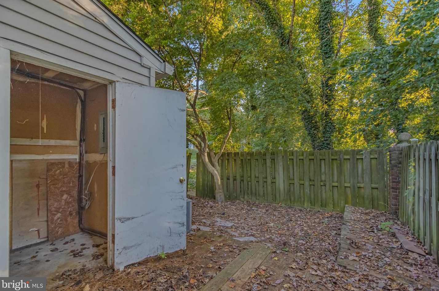 1671 Walleye Dr, Crofton MD 21114-2326 exterior