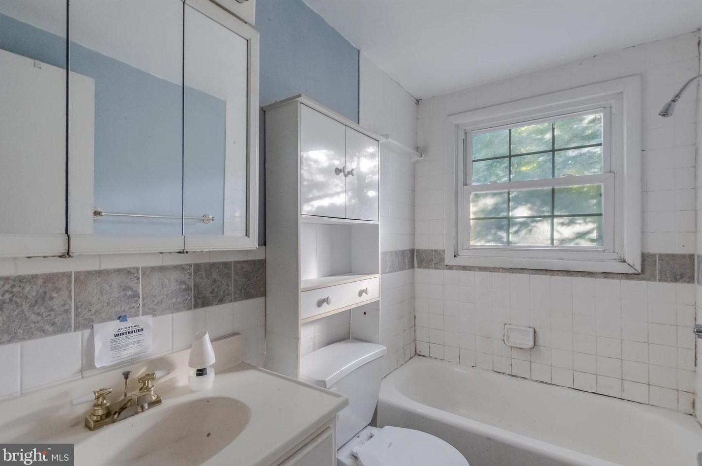 1671 Walleye Dr, Crofton MD 21114-2326 exterior