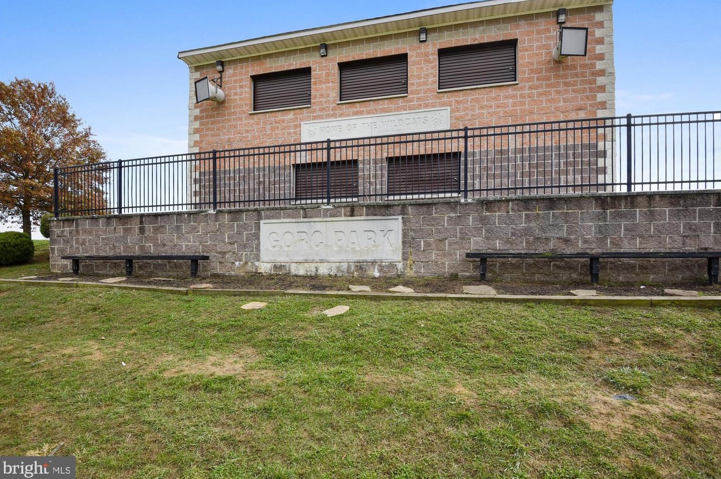 1488 Lowell Ct, Crofton MD 21114-1104 exterior