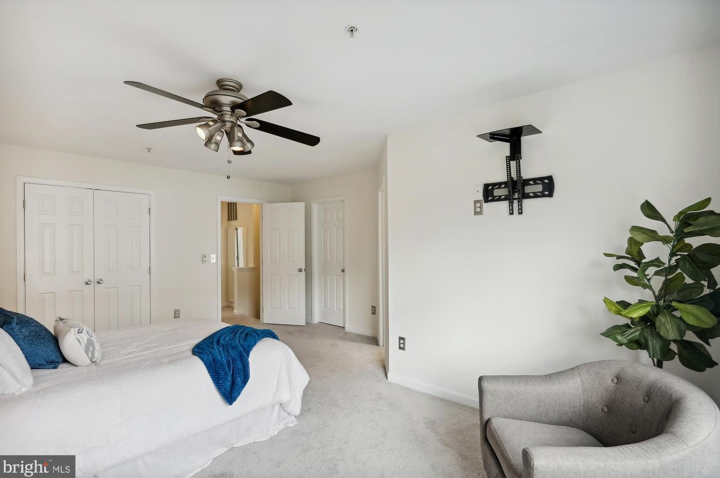 7909 River Rock Way, Baltimore MD exterior