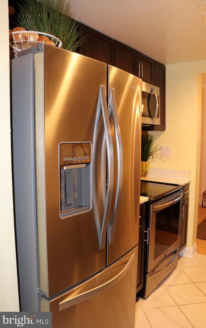 1820 Oriole Ct, Severn MD 21144-3123 exterior