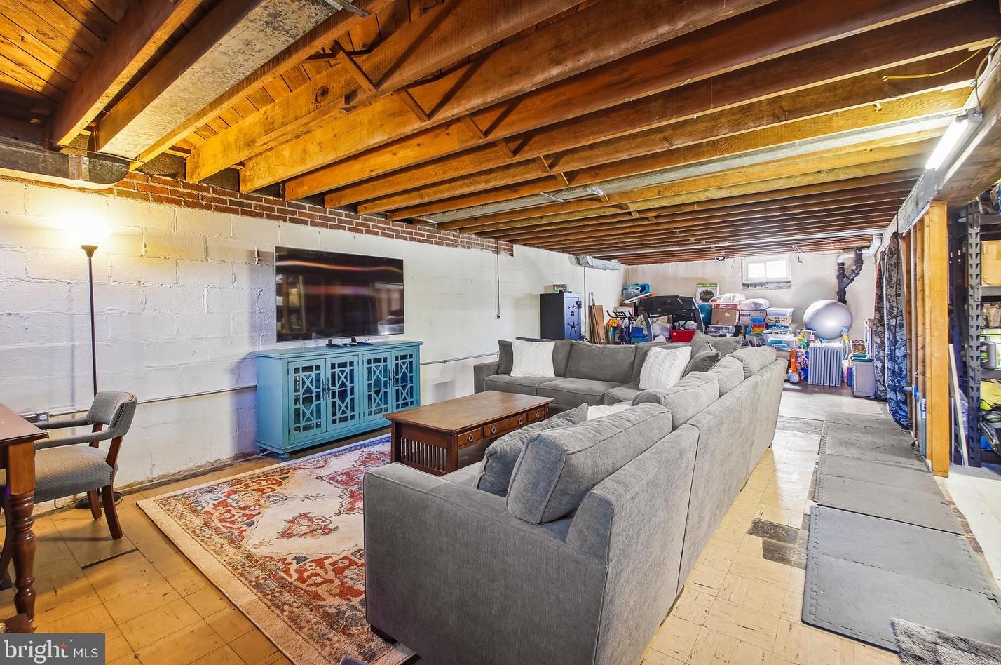 7836 Clark Sta Rd, Severn MD 21144-1912 exterior