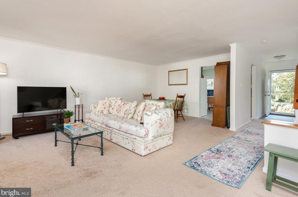 1448 Orleans Ct, Crofton MD 21114-1125 exterior