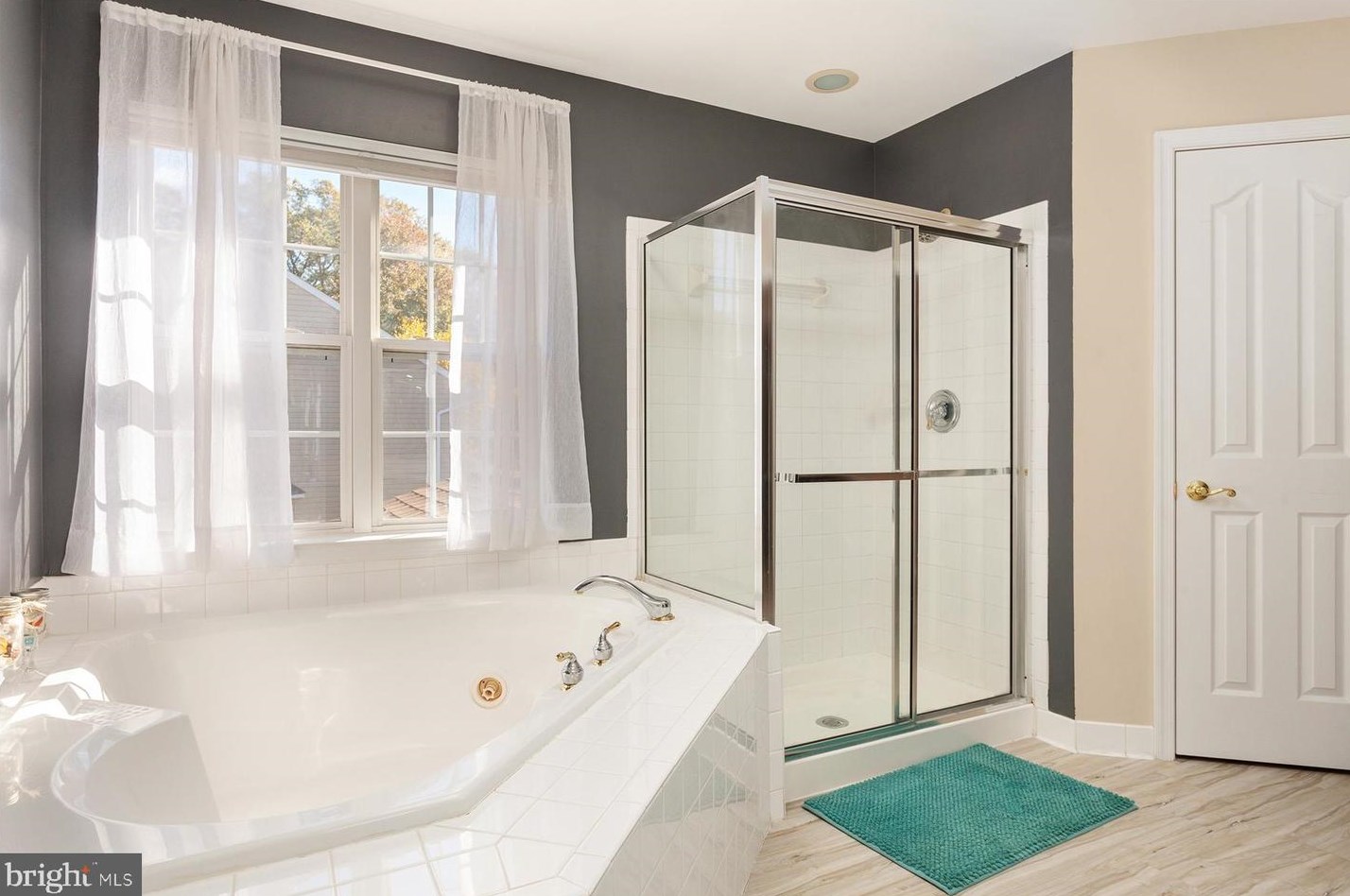 319 Fairfield Dr, Severn MD 21144-3459 exterior