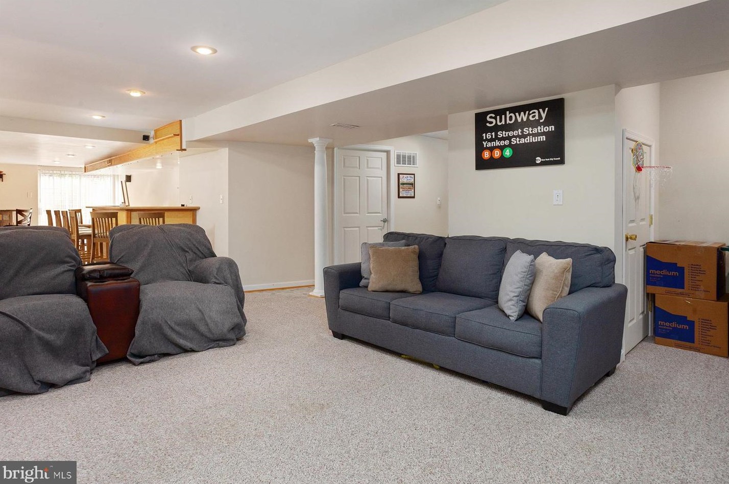 319 Fairfield Dr, Severn MD 21144-3459 exterior