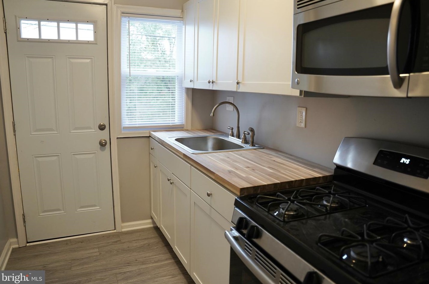 408 Old Riverside Rd, Baltimore MD  21225-2652 exterior