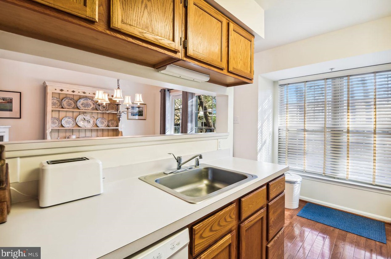 7915 Thrush Mdw Pl, Severn MD 21144-1074 exterior