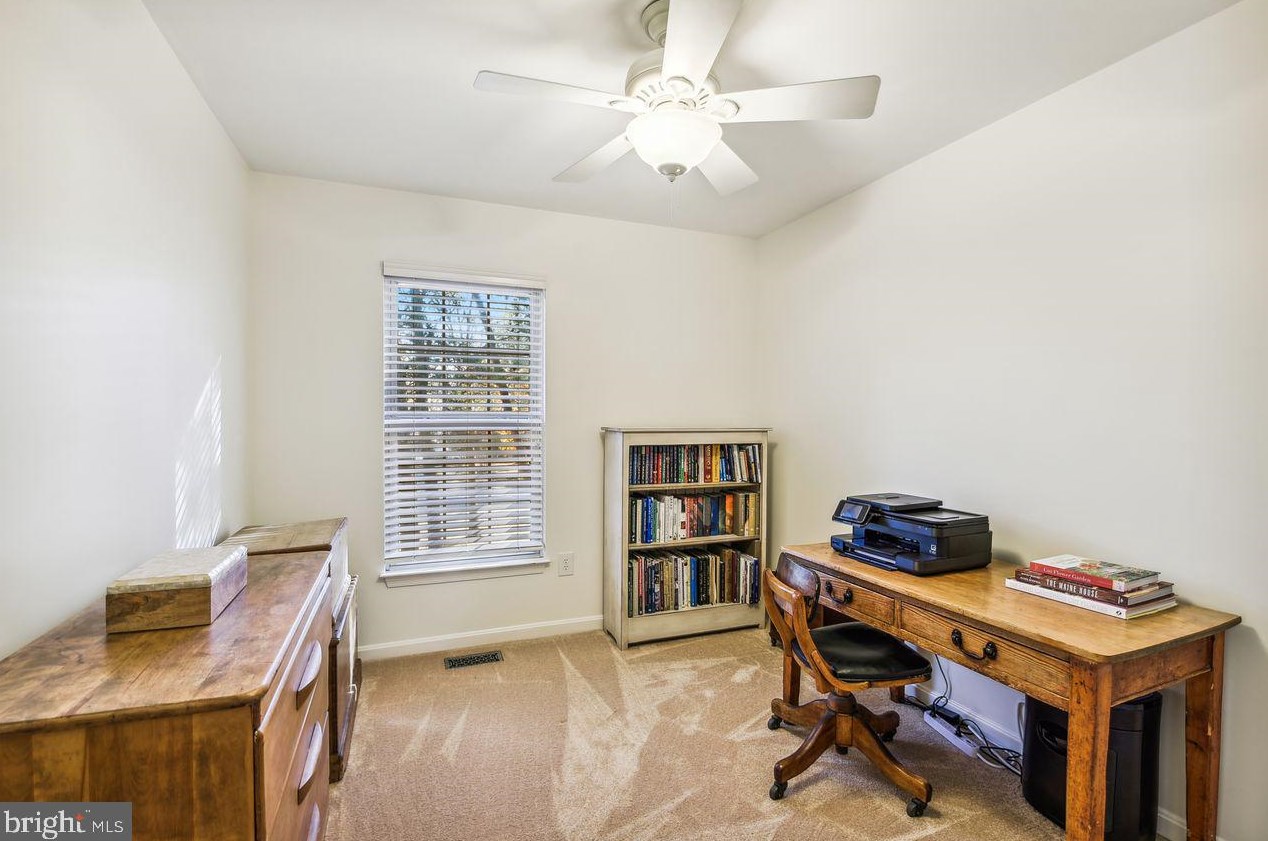 7915 Thrush Mdw Pl, Severn MD 21144-1074 exterior