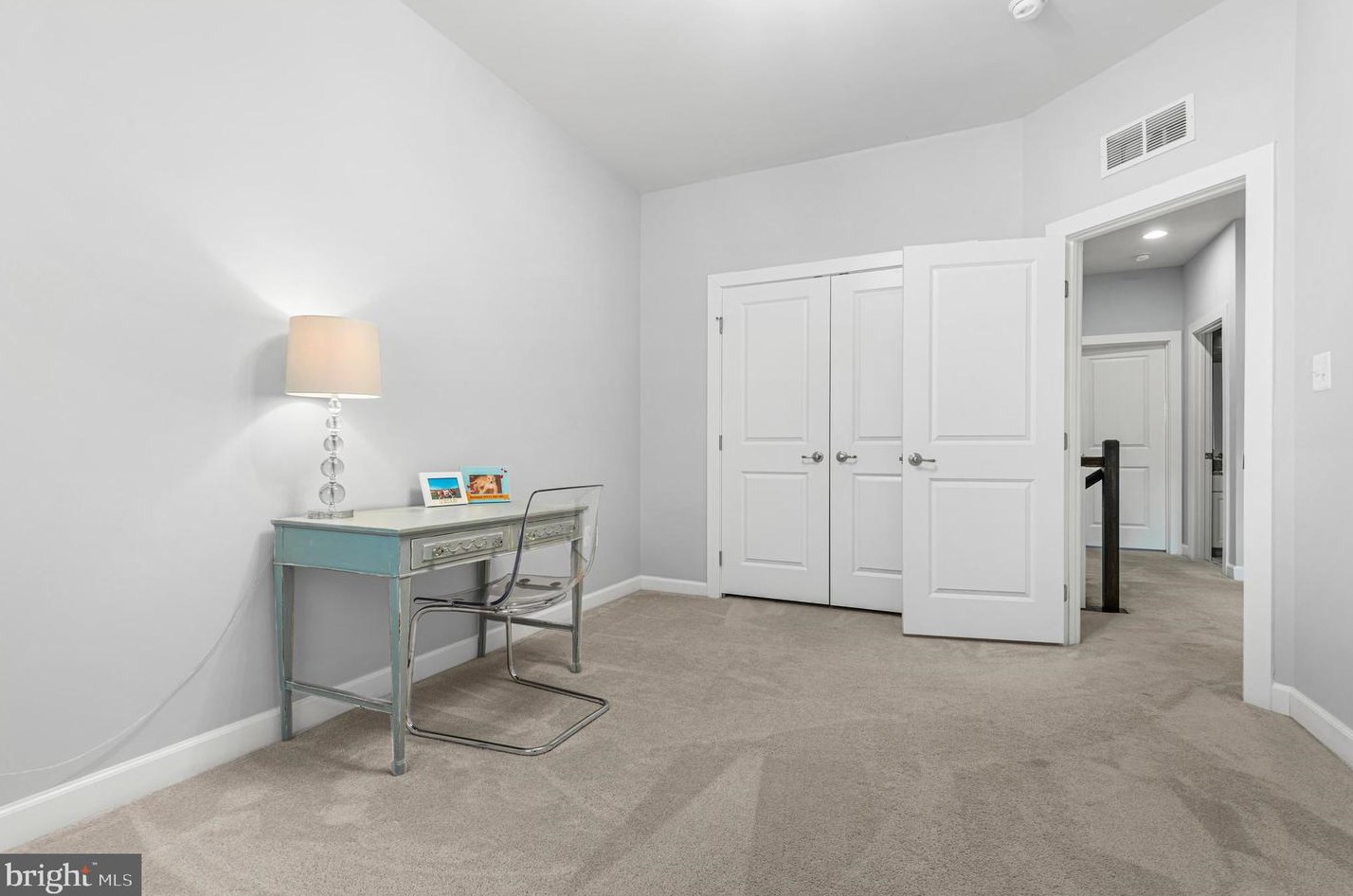 2722 Prospect Hill Dr, Baltimore MD  21076-1084 exterior