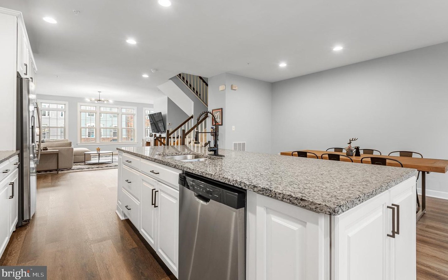 2722 Prospect Hill Dr, Baltimore MD  21076-1084 exterior