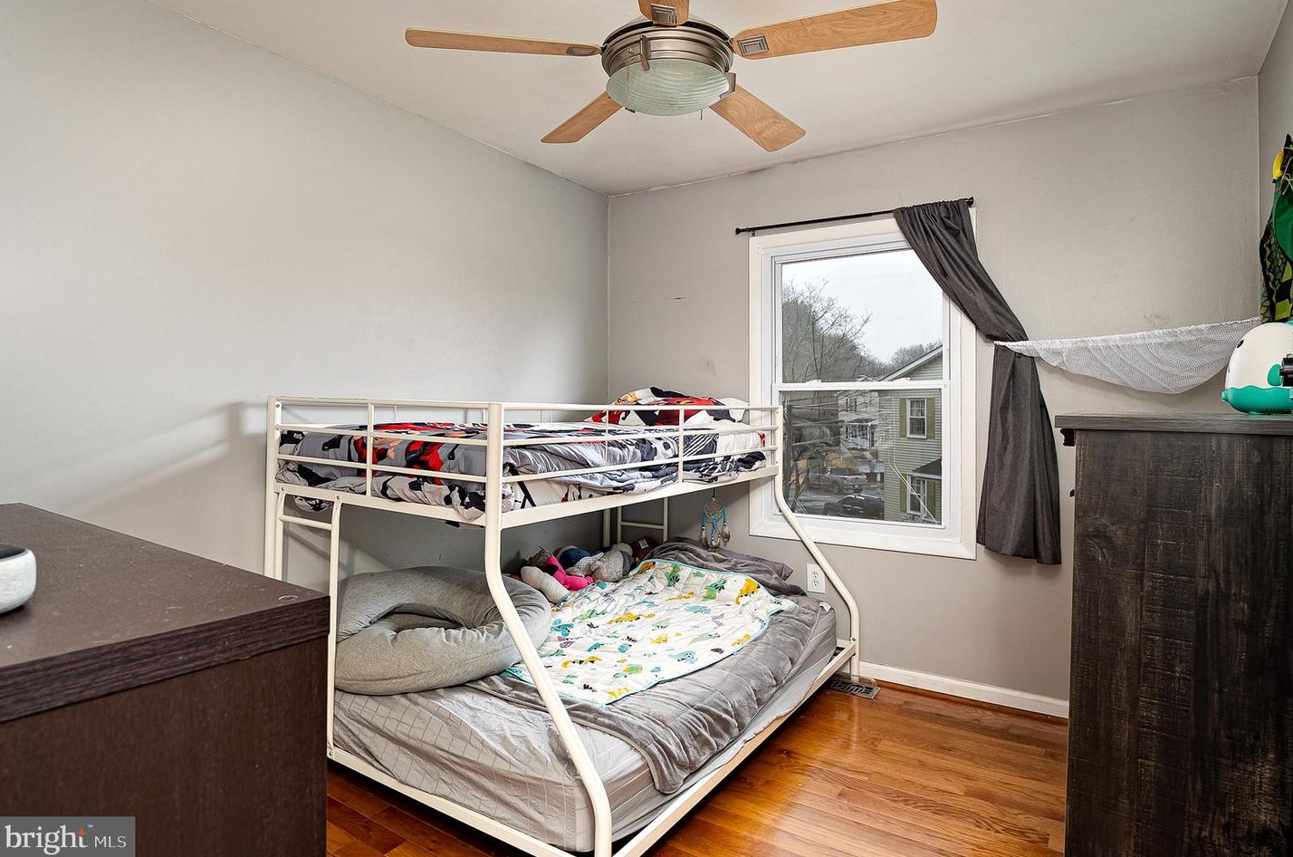 1621 Mount Airy Ct, Crofton MD  21114-1710 exterior