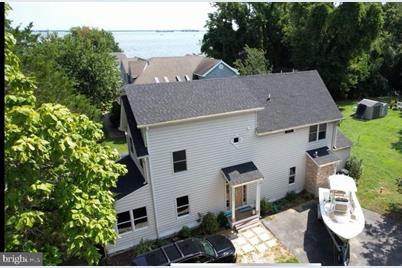 1359 Sycamore Avenue - Photo 1