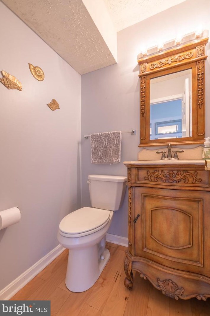 303 Greenridge Dr, Dunkirk MD  20754-2109 exterior