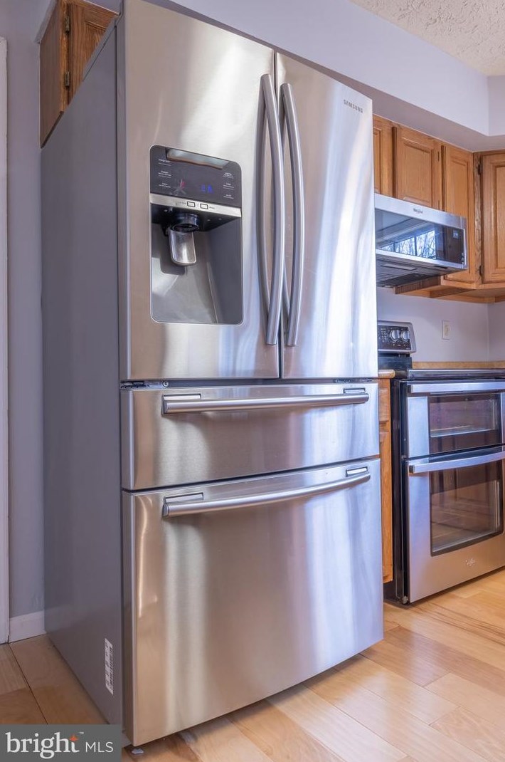 303 Greenridge Dr, Dunkirk MD  20754-2109 exterior