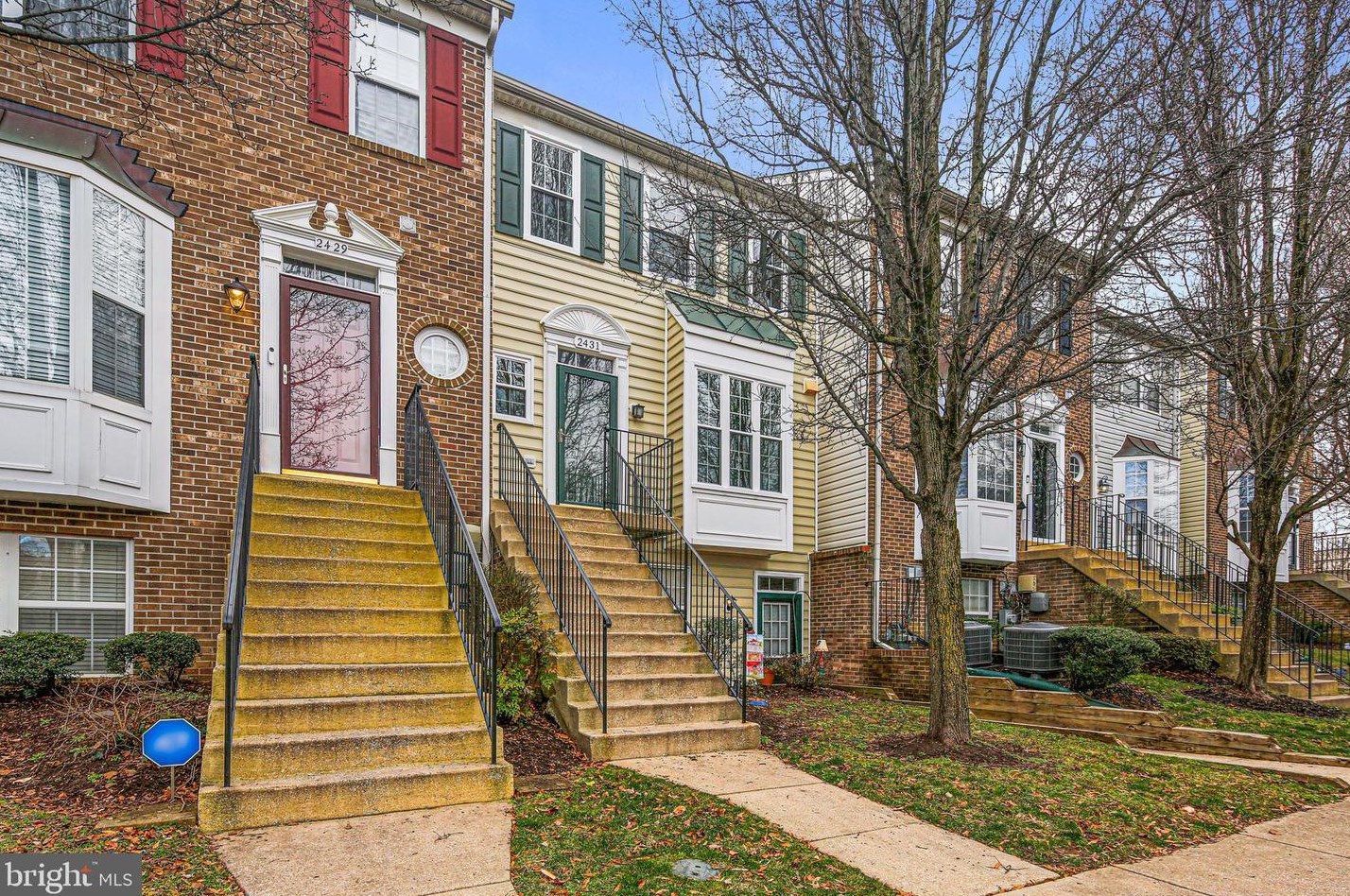 2431 Lizbec Ct, Crofton MD  21114-3247 exterior