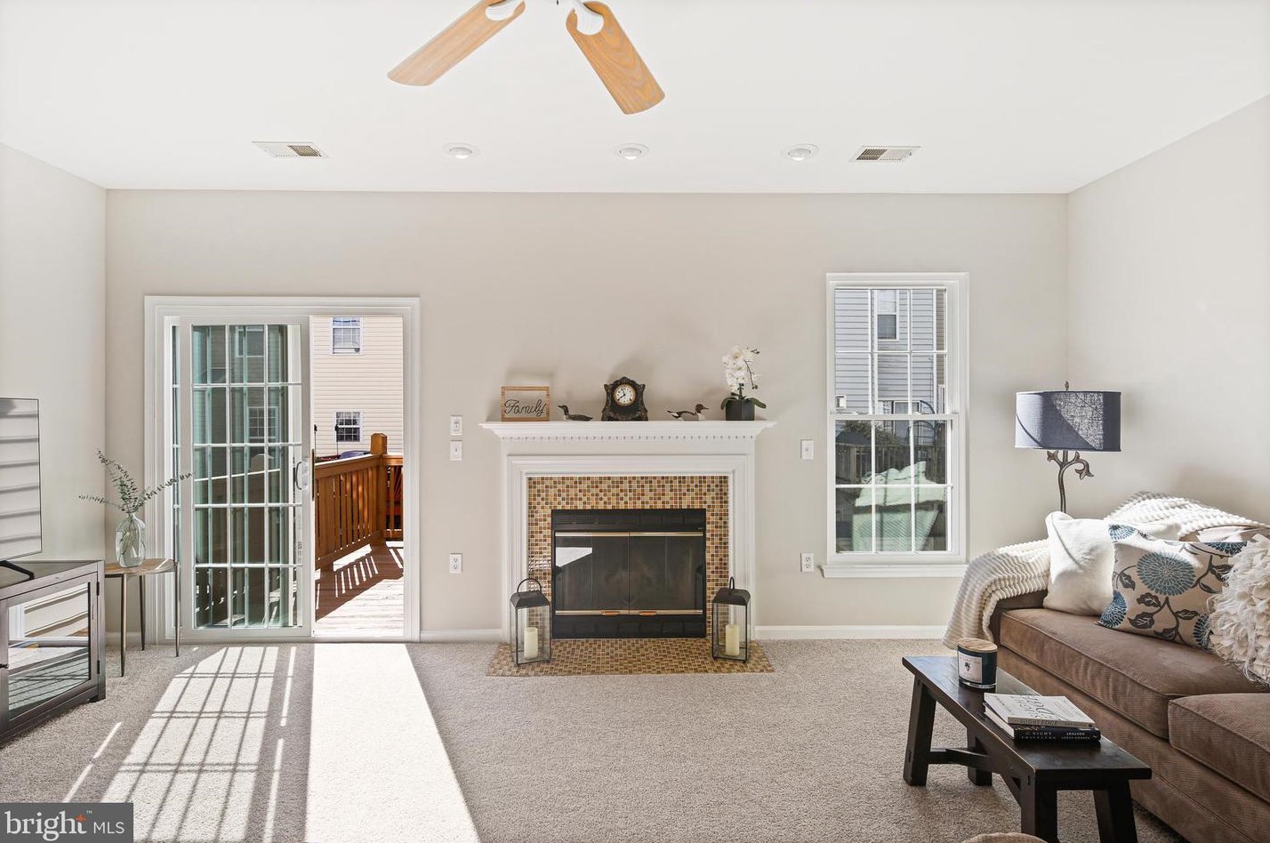 2431 Lizbec Ct, Crofton MD  21114-3247 exterior