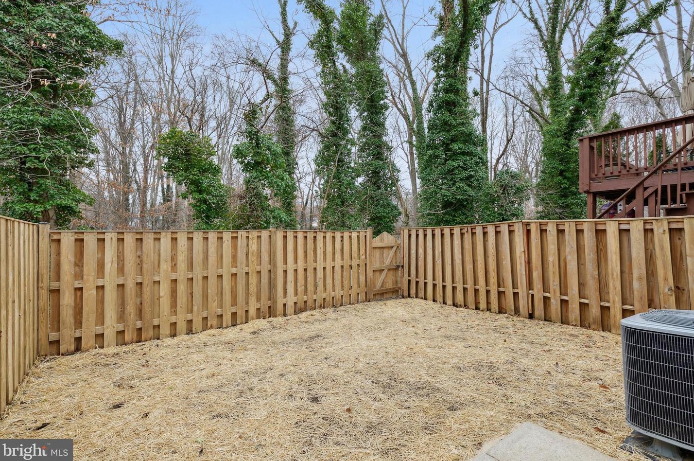 1723 Fillmore Ct, Crofton MD  21114-2309 exterior