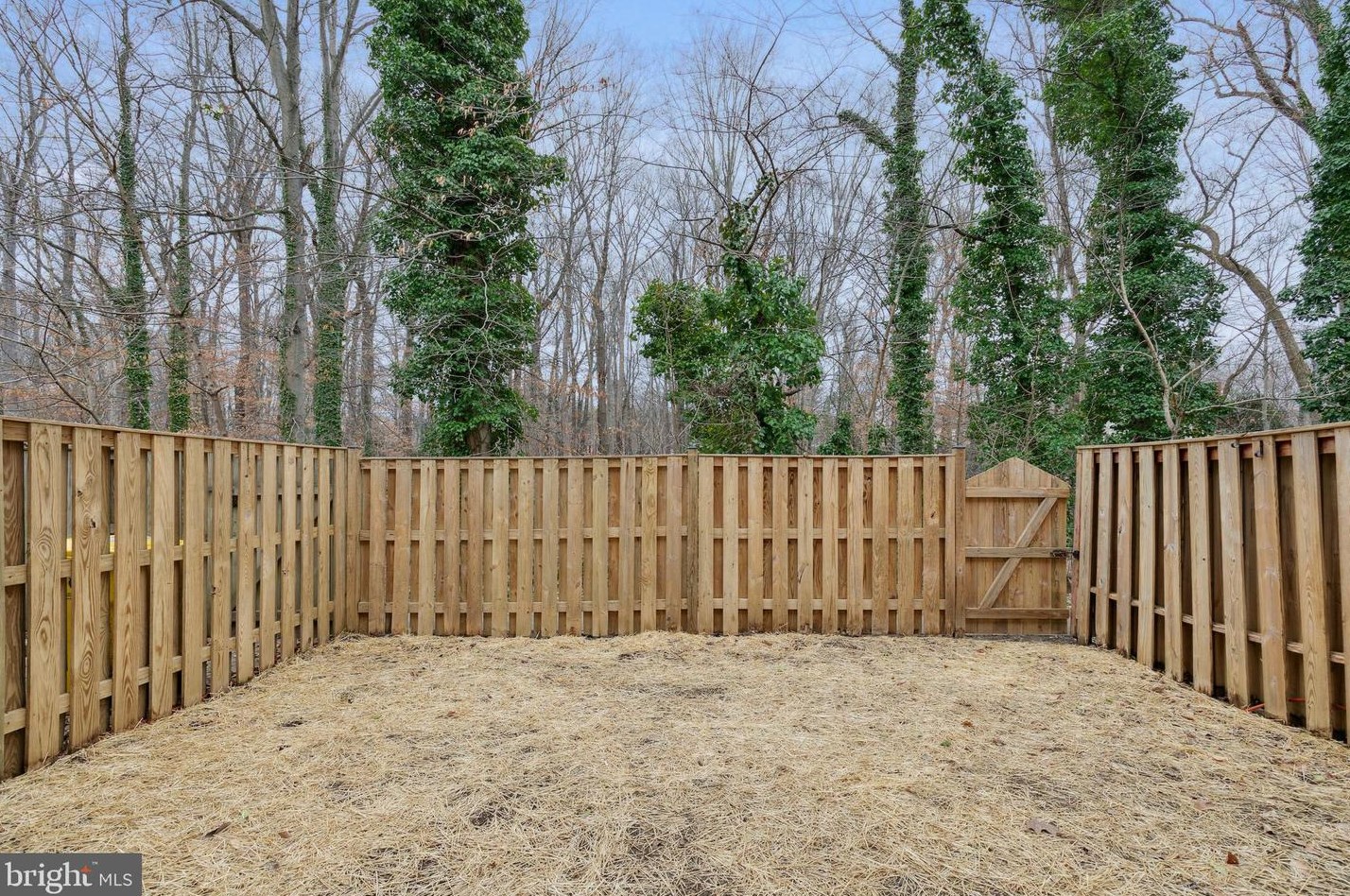 1723 Fillmore Ct, Crofton MD  21114-2309 exterior